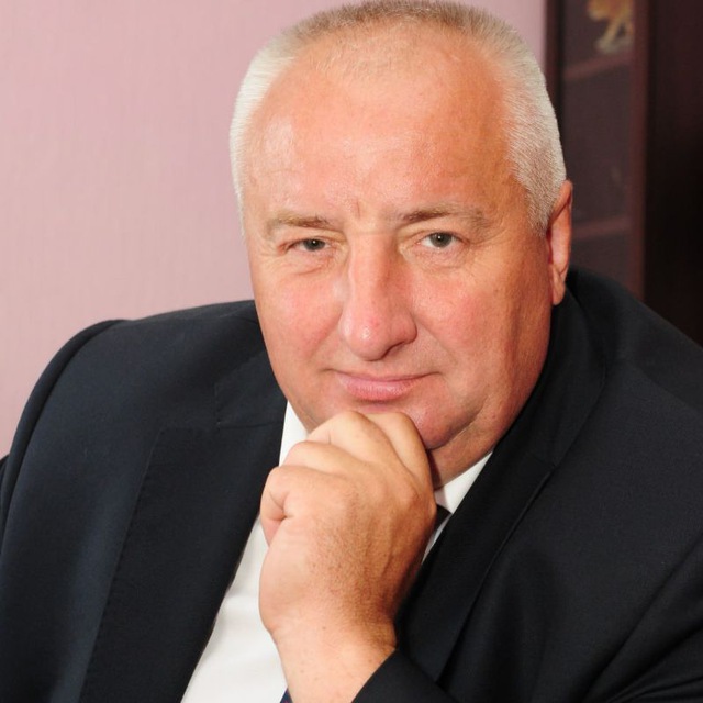 Геннадий Енютин