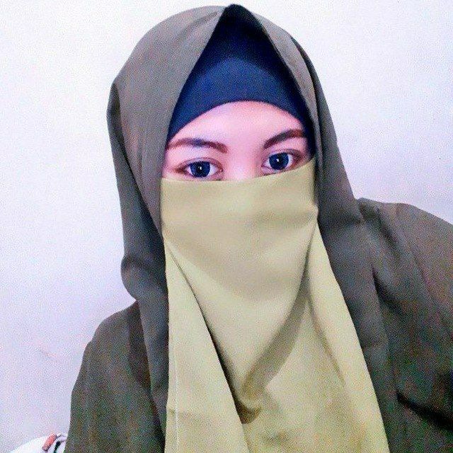 Hijab telegram. В хиджабе 18 телеграмм. Хиджаб 18 телеграмм телеграм. Хиджаб Амина телеграмм. Mas Wahyu.