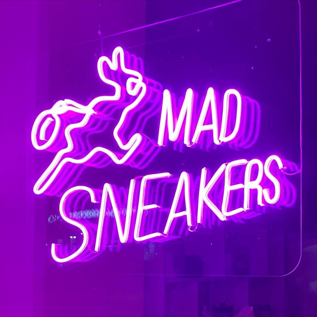 MAD SNEAKERS