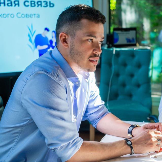 Михаил Ковшов