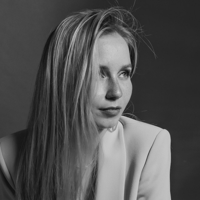 • Олеся Литвинова •