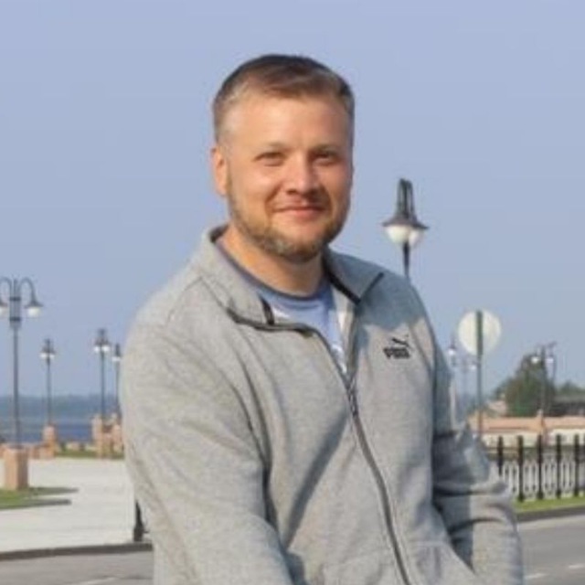Василий Степанов