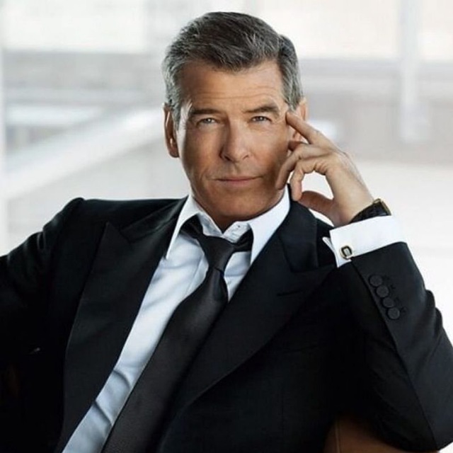 Олег Фролов