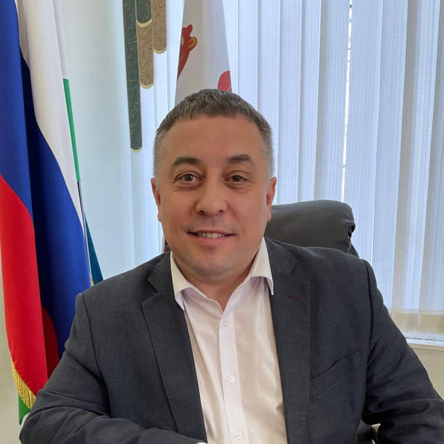 Айдар Базгудинов