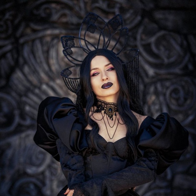 Elena_Nancy