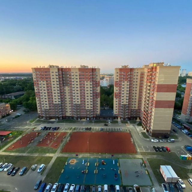 Подрезково, Центральная 8