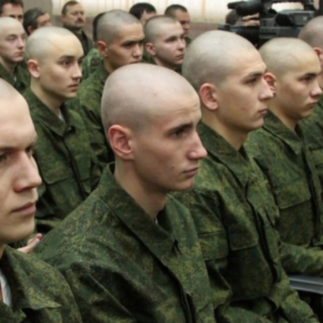 Срочники на войне