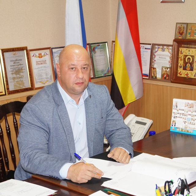 Дмитрий Новиков