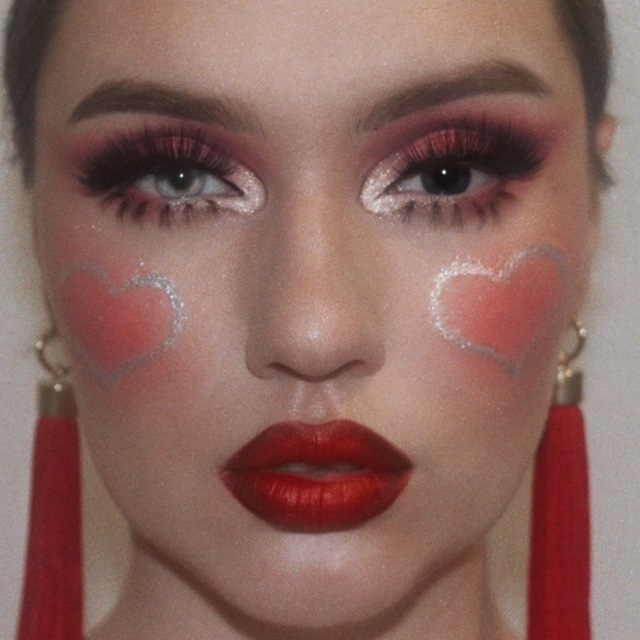 Мила Булатова