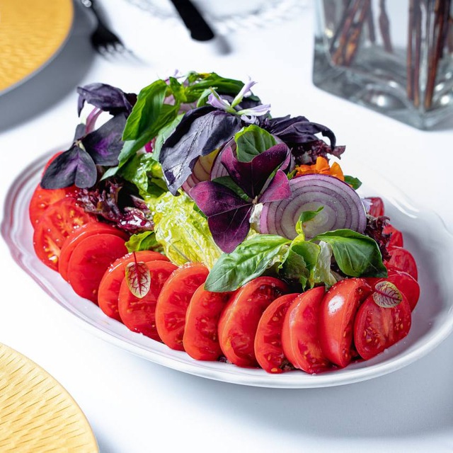 Салаты, закуски, паштеты, сэндвичи, бутерброды и бургеры... Рецепты и ньюансы. Оливье, мимоза, прочее традиционное на Новый год