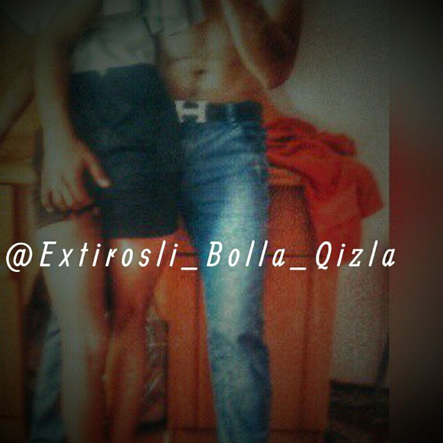 Porno video: Opa akasining bokiraligini oladi